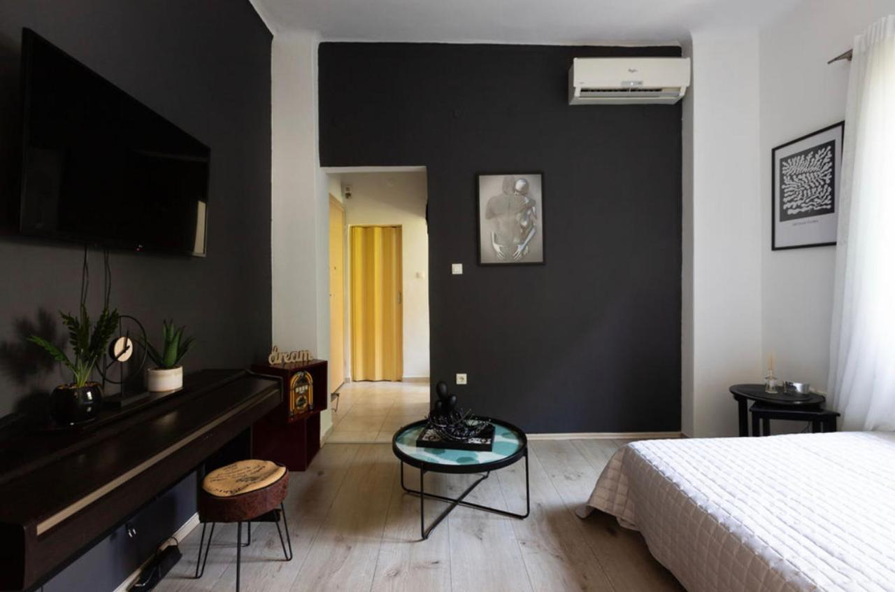 Apartment In The Heart Of The City Thessaloniki Exterior foto